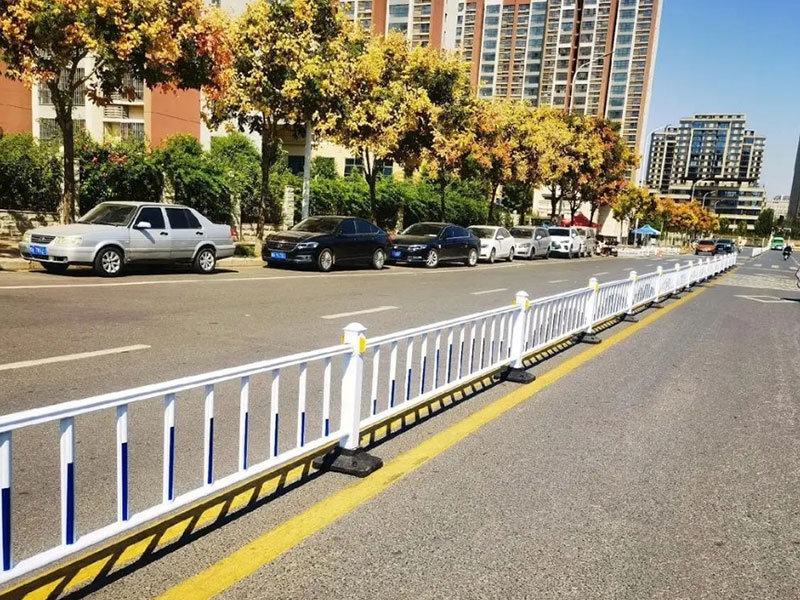 道路護(hù)欄