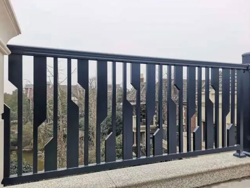 鋁藝護欄