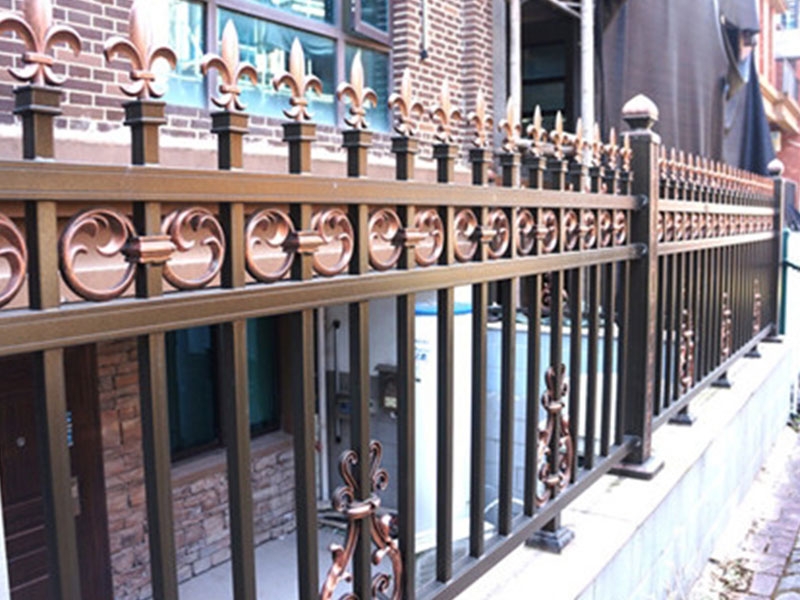 鋁藝護欄